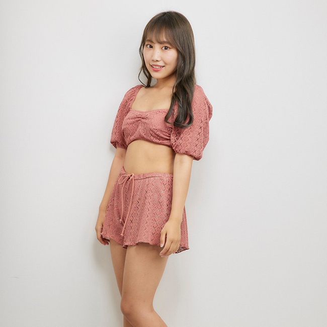 【情熱的に彩る夏の主役♡】HERMES ビキニ メガエル on X: 