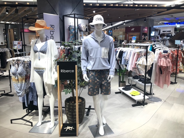 【Riberce新宿髙島屋店限定】ヨガホイールでストレッチ『YUIプロデュース ロールヨガレッスン』開催のお知らせ！