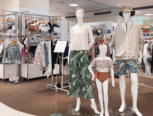岩田屋  swim collection by IWATAYA